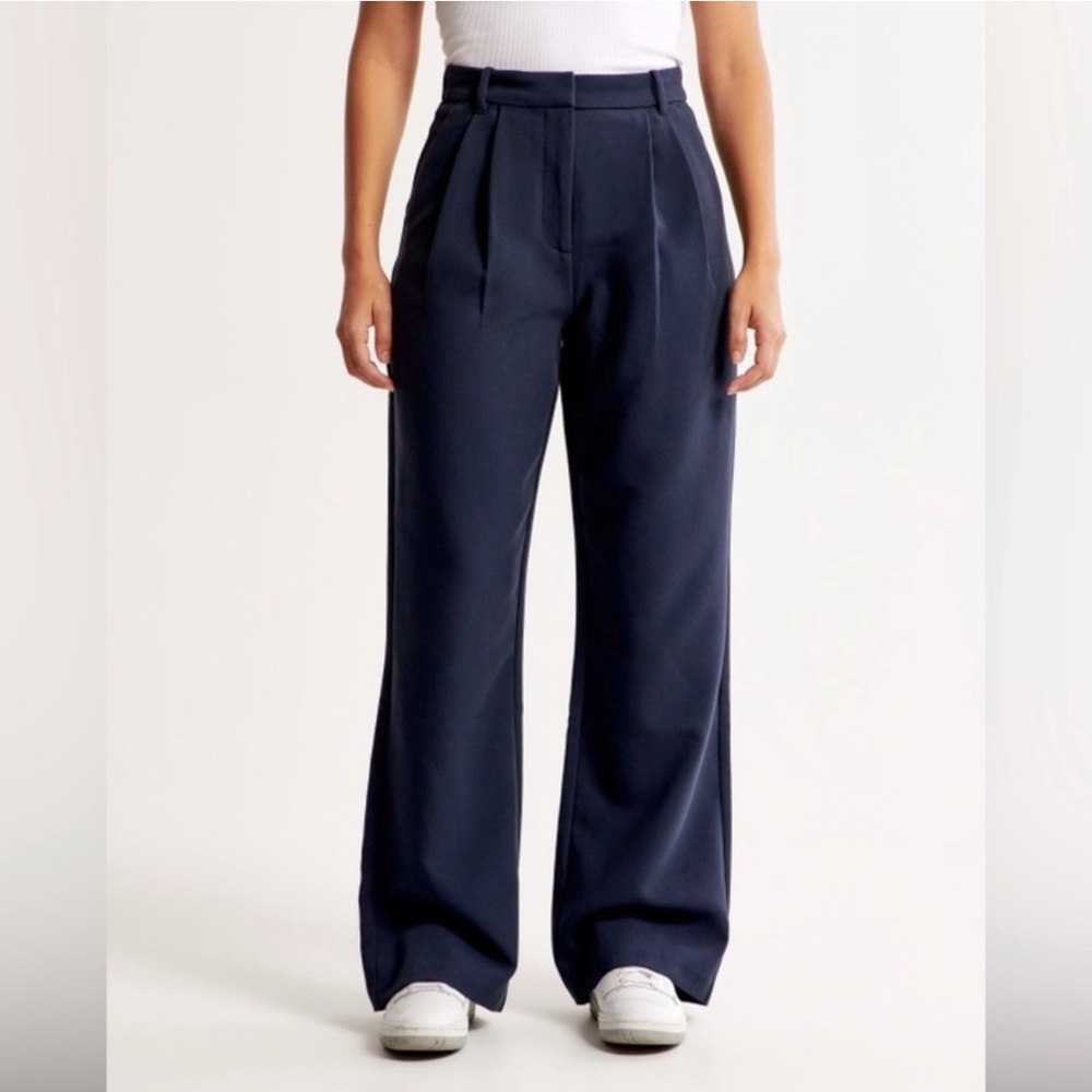 Abercrombie & Fitch Curve Love Sloane Tailored Wide Leg Pant 30Tall/10T Navy NWT - Picture 2 of 7
